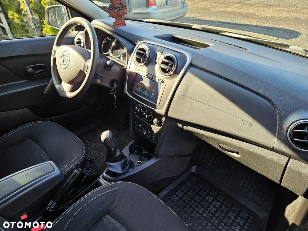 Dacia Logan dCi 90 Laureate - 15