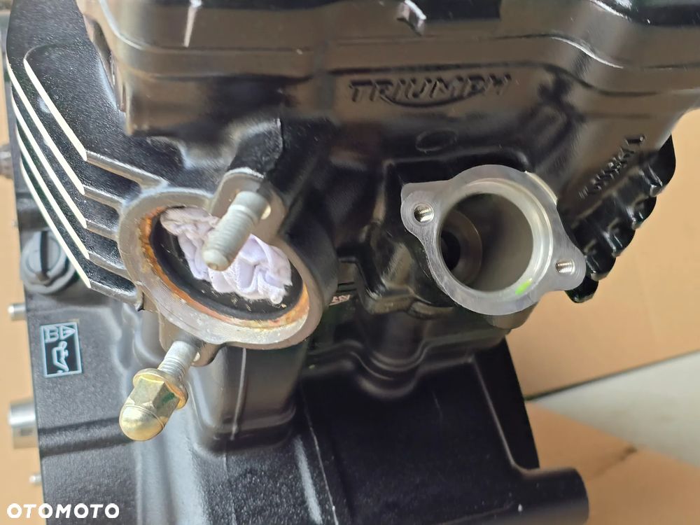 SILNIK TRIUMPH SPEED 400 SCRAMBLER - 13