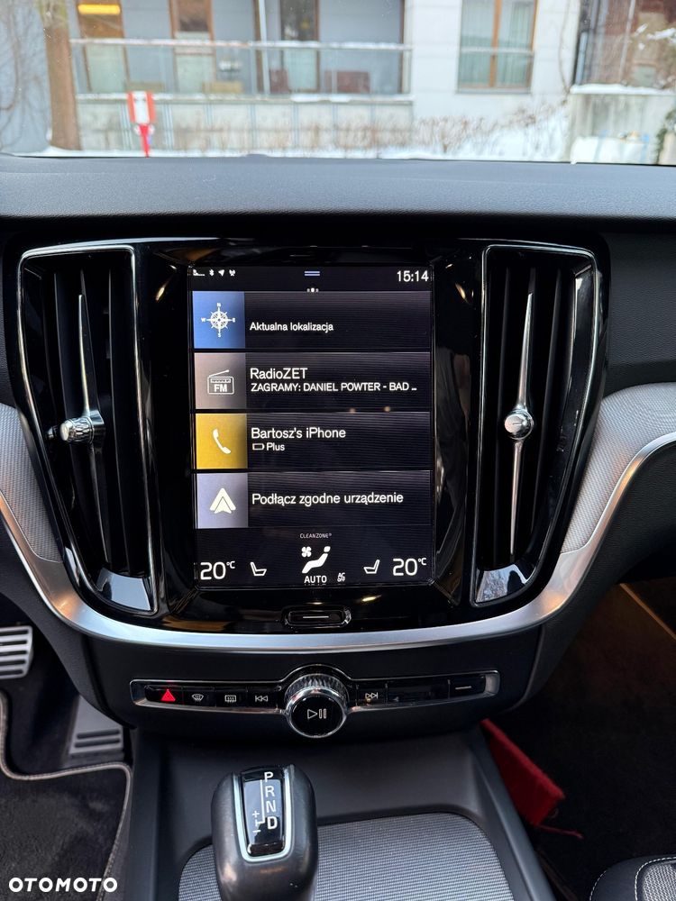 Volvo V60 D4 Geartronic R-Design - 30