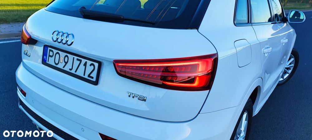 Audi Q3 1.4 TFSI Design S tronic - 12