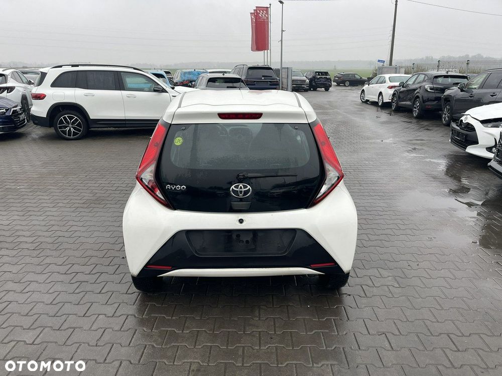 Toyota Aygo 1.0 VVT-i Black Edition - 4
