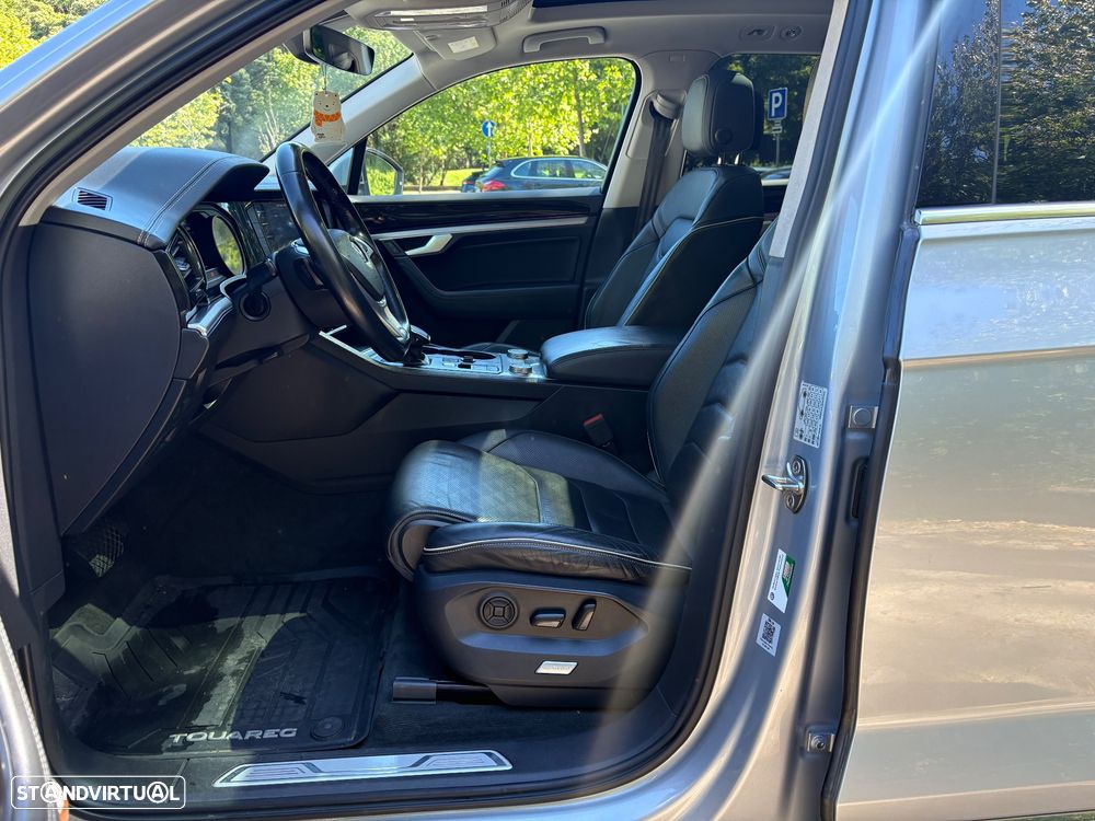 VW Touareg 3.0 TDI V6 Elegance Plus - 6
