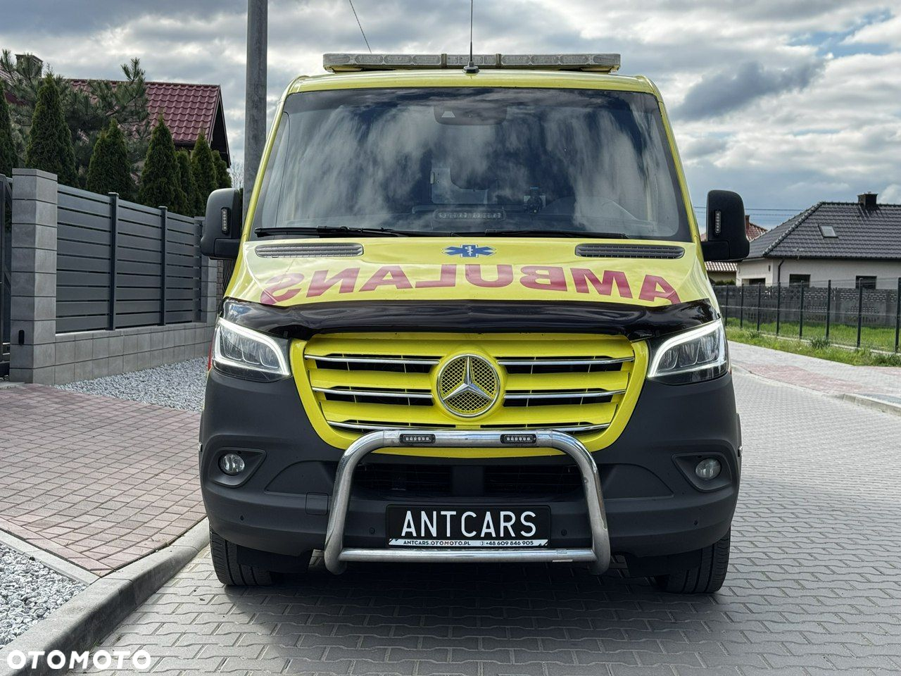 Mercedes-Benz Sprinter - 9