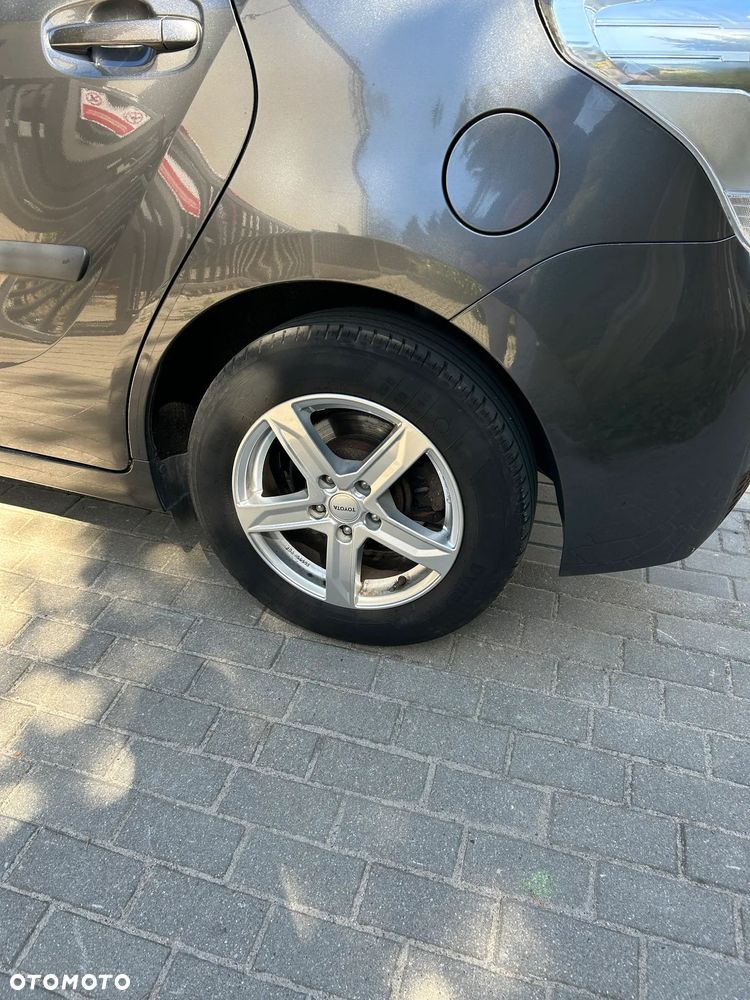 Toyota Verso 1.6 Active - 4