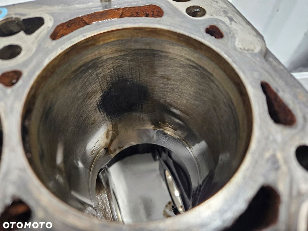Audi A5 8T 07- 1.8 TFSI 07- CABD blok silnika wał korbowy tłoki korbowody - 5