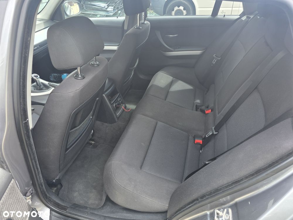BMW Seria 3 2009 photo 5