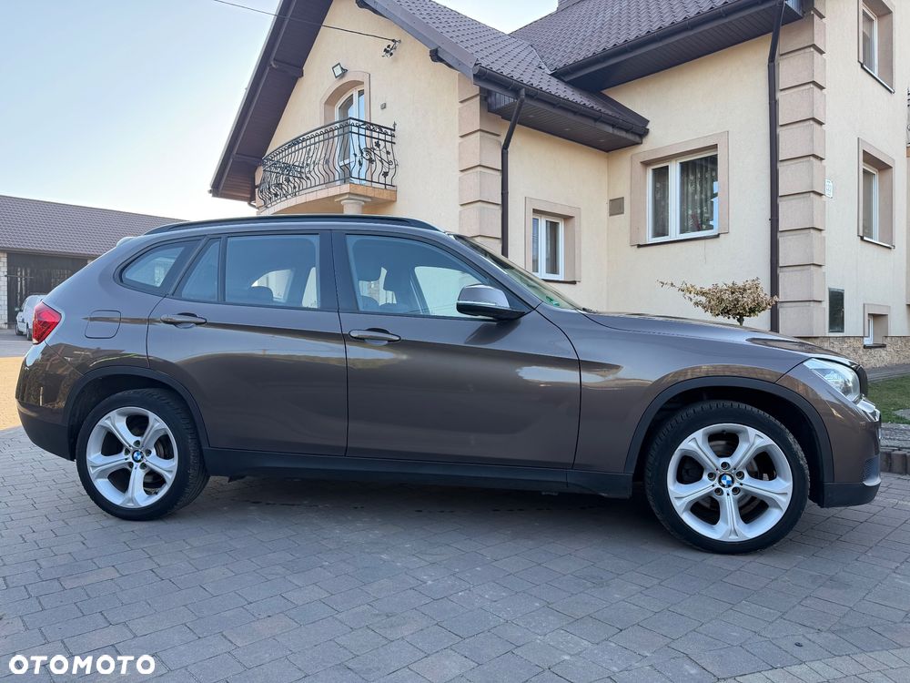 BMW X1 xDrive20d xLine - 6
