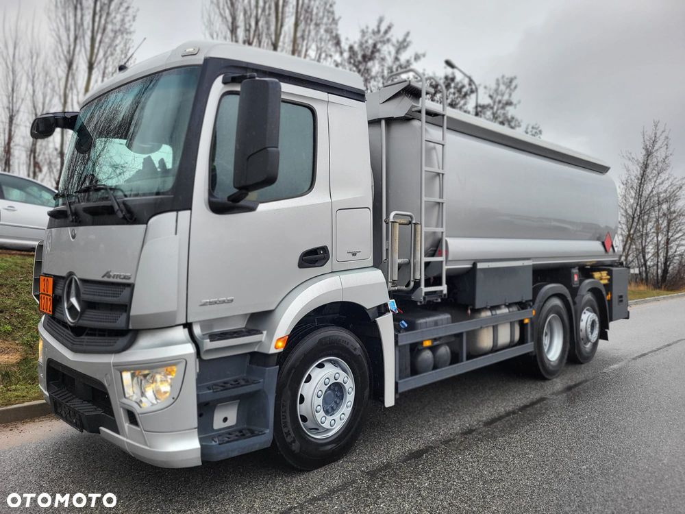 Mercedes-Benz Antos 2533 - 2