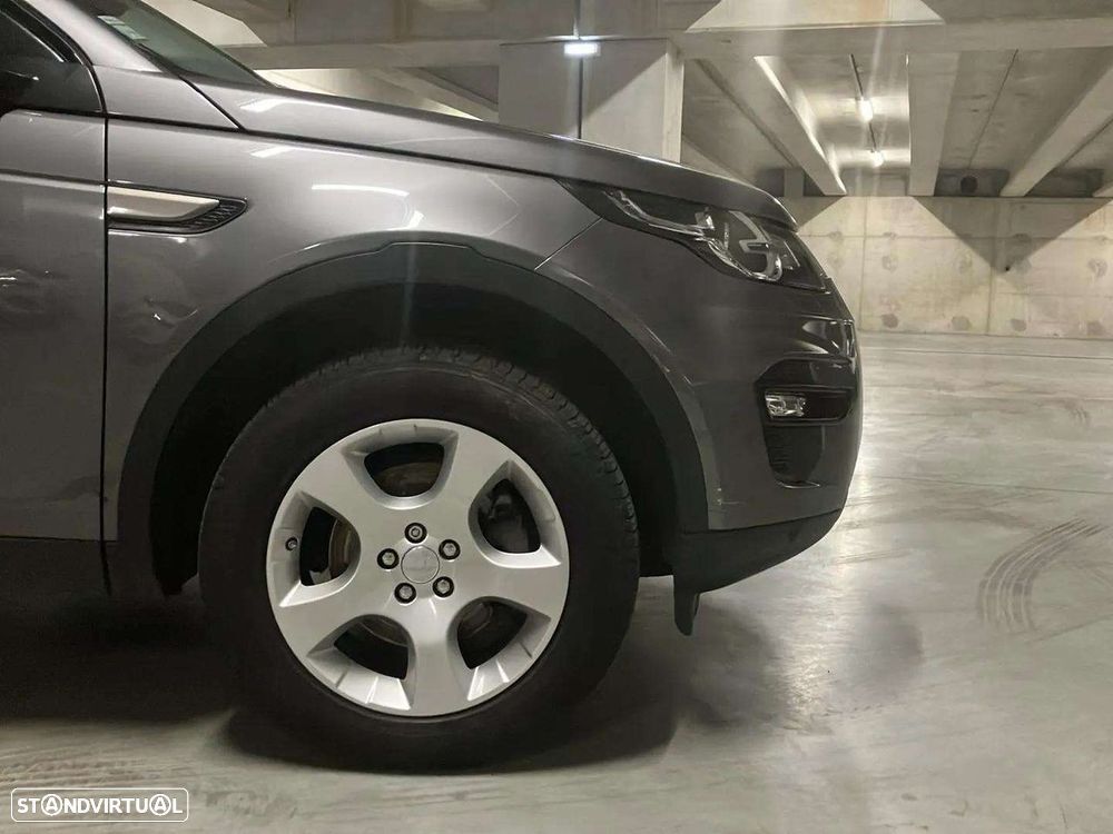 Land Rover Discovery Sport 2.0 TD4 SE - 14