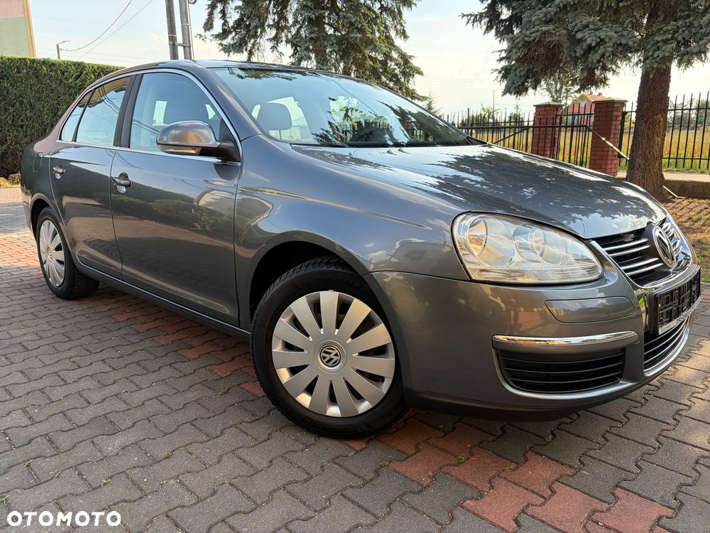 Volkswagen Jetta 1.6 Comfortline - 1