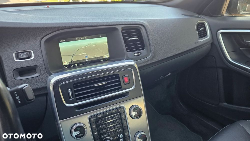 Volvo S60 D3 Drive-E Summum - 27