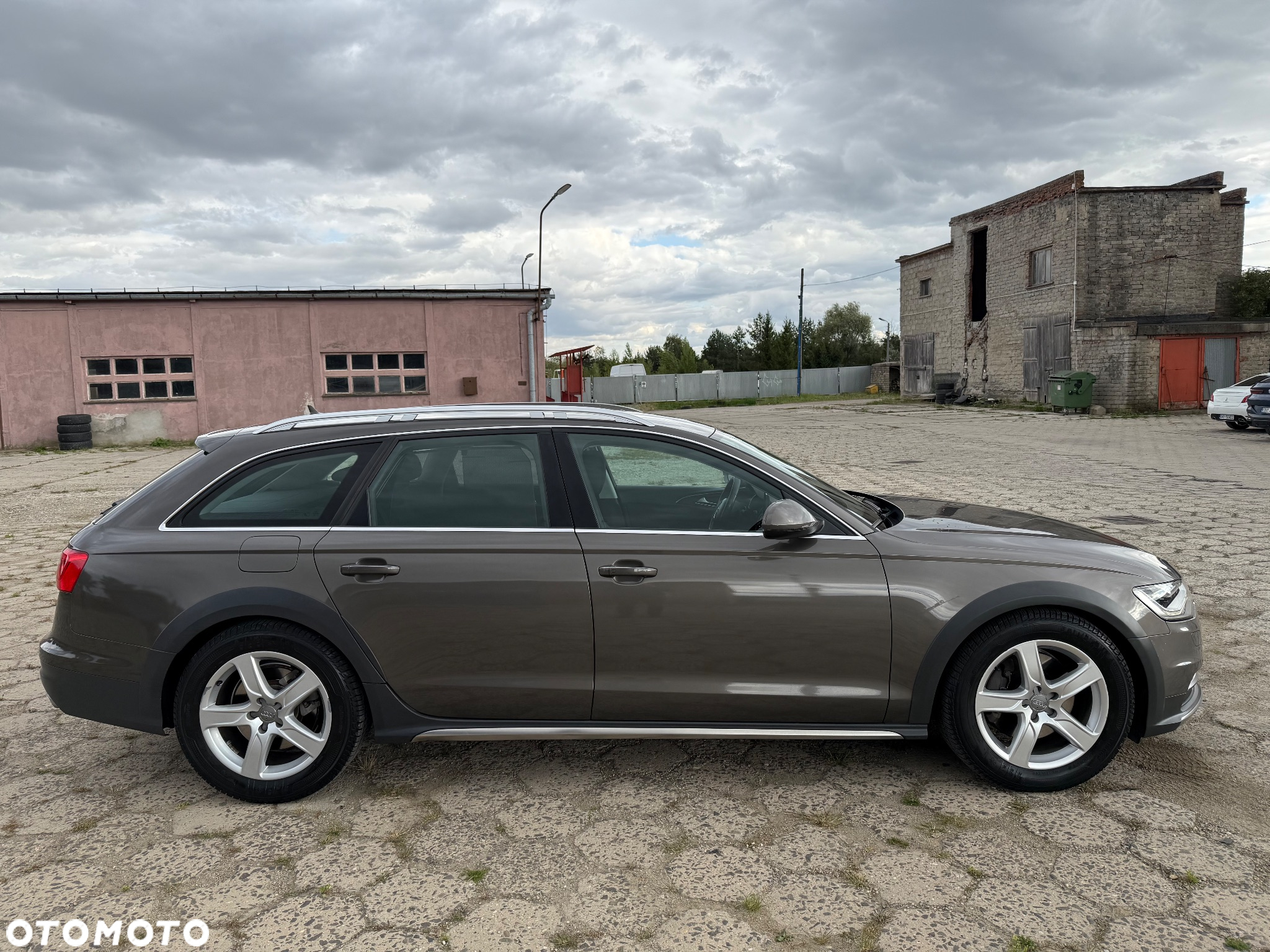 Audi A6 Allroad 3.0 TDI Quattro S tronic - 4