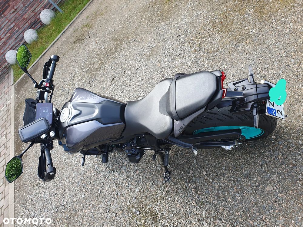 Yamaha MT - 9