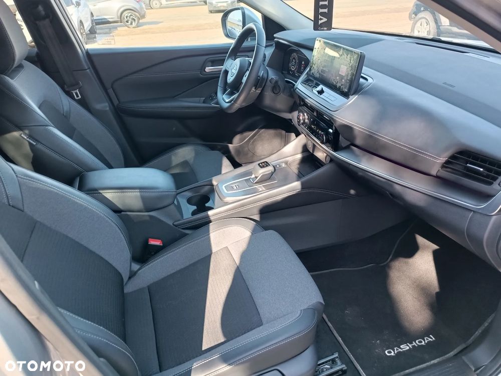 Nissan Qashqai - 23