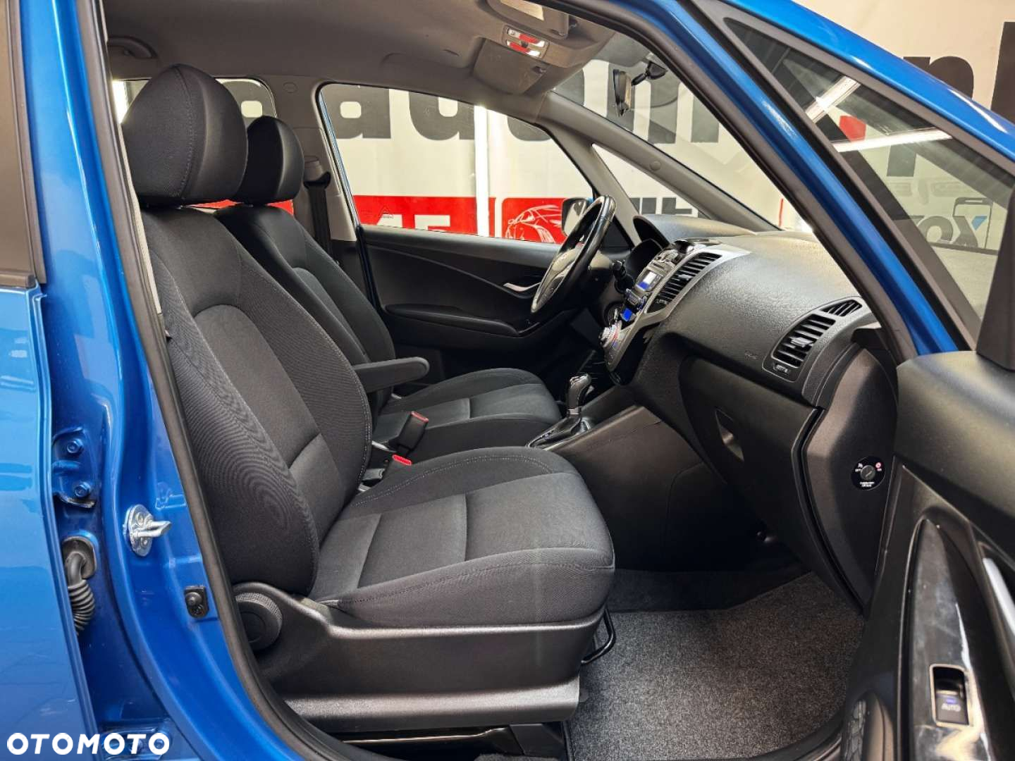 Hyundai ix20 - 37