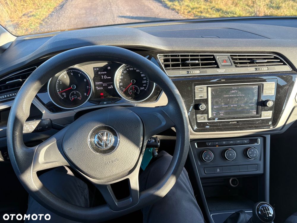Volkswagen Touran 1.2 TSI (BlueMotion Technology) Trendline - 6