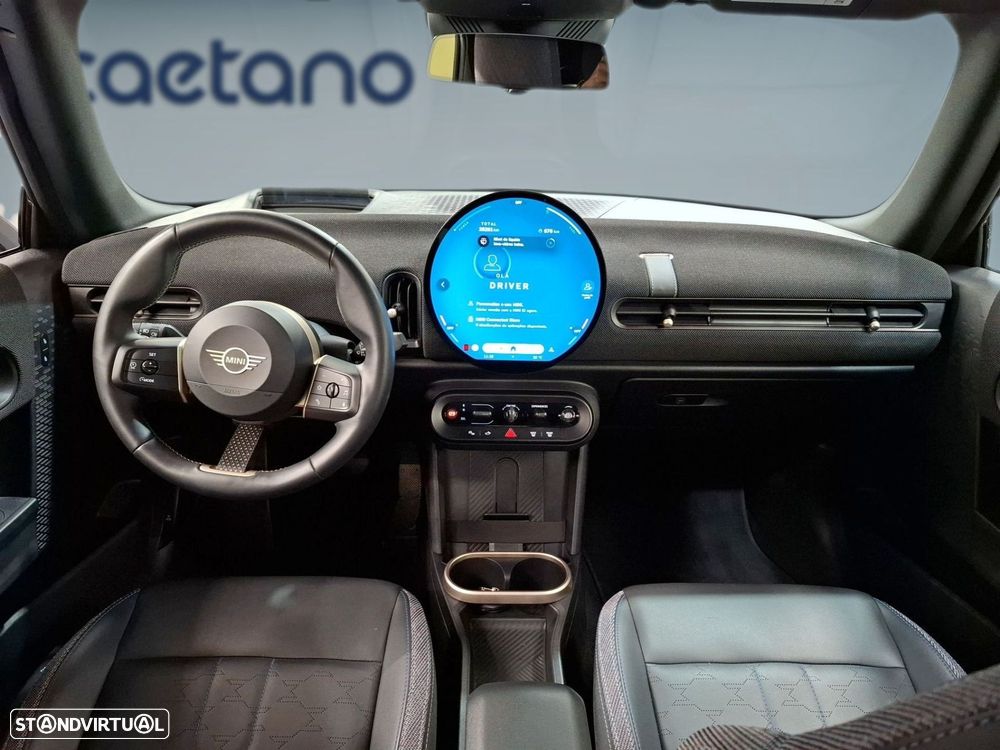 MINI Cabrio C Favoured - 12