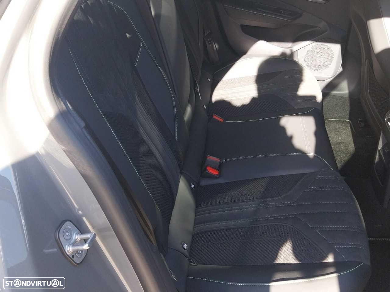 Peugeot 308 SW - 9