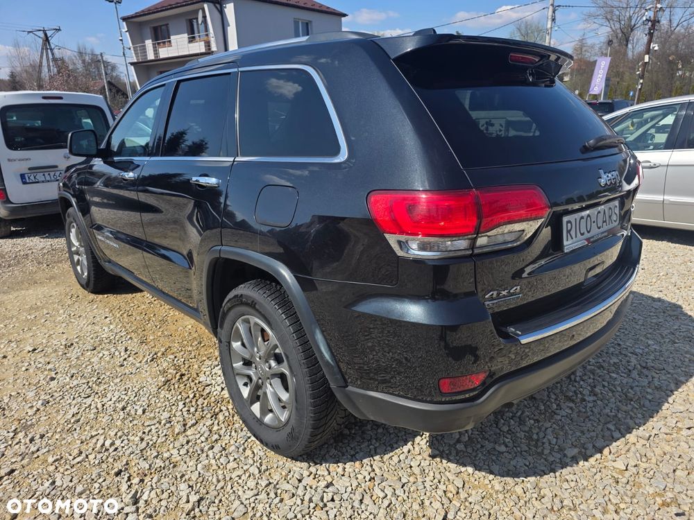 Jeep Grand Cherokee - 9