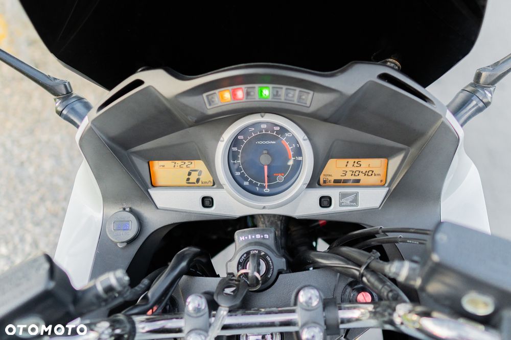 Honda CBF - 22