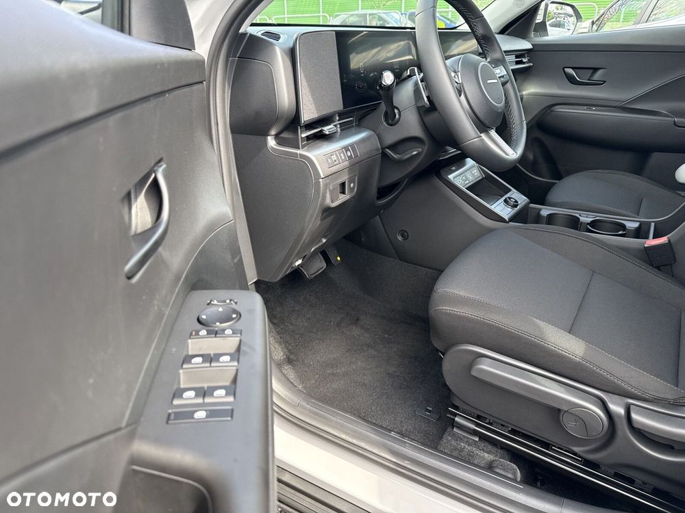 Hyundai Kona 1.6 GDI Hybrid Smart DCT - 12