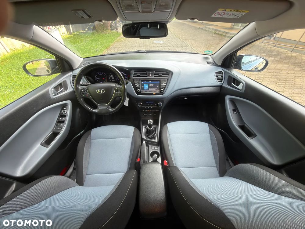 Hyundai i20 1.2 YES Gold - 15