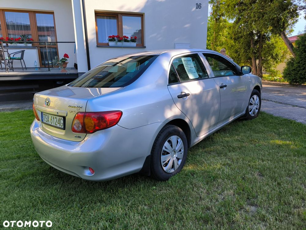 Toyota Corolla 1.4 D-4D Luna - 6