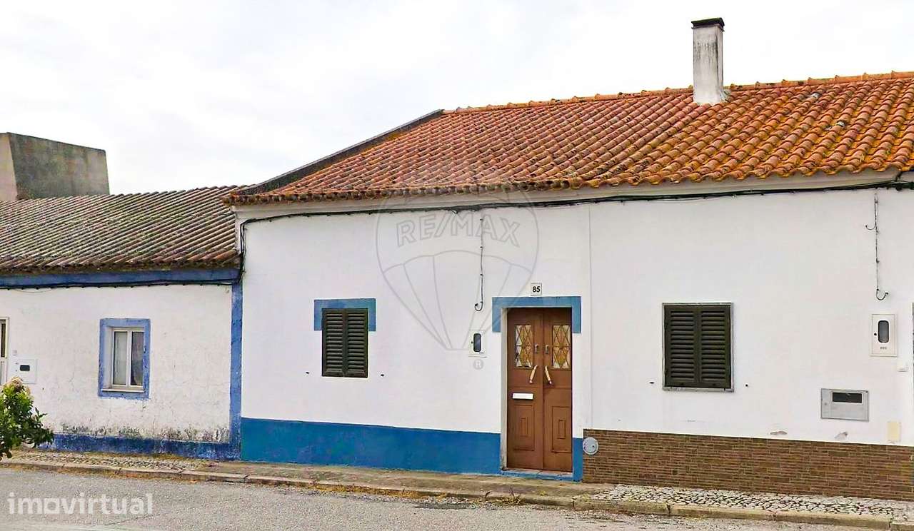 Moradia T2 para venda - Grande imagem: 2/5