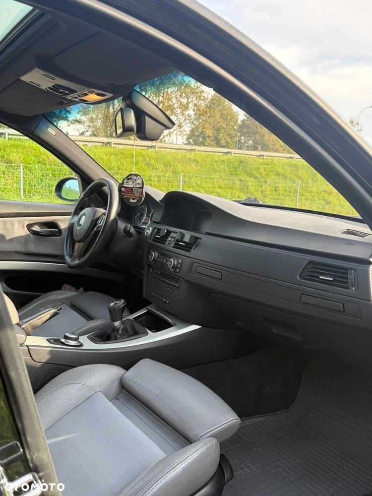 BMW Seria 3 320d - 8