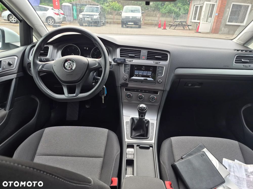 Volkswagen Golf 1.6 TDI BMT Highline - 17