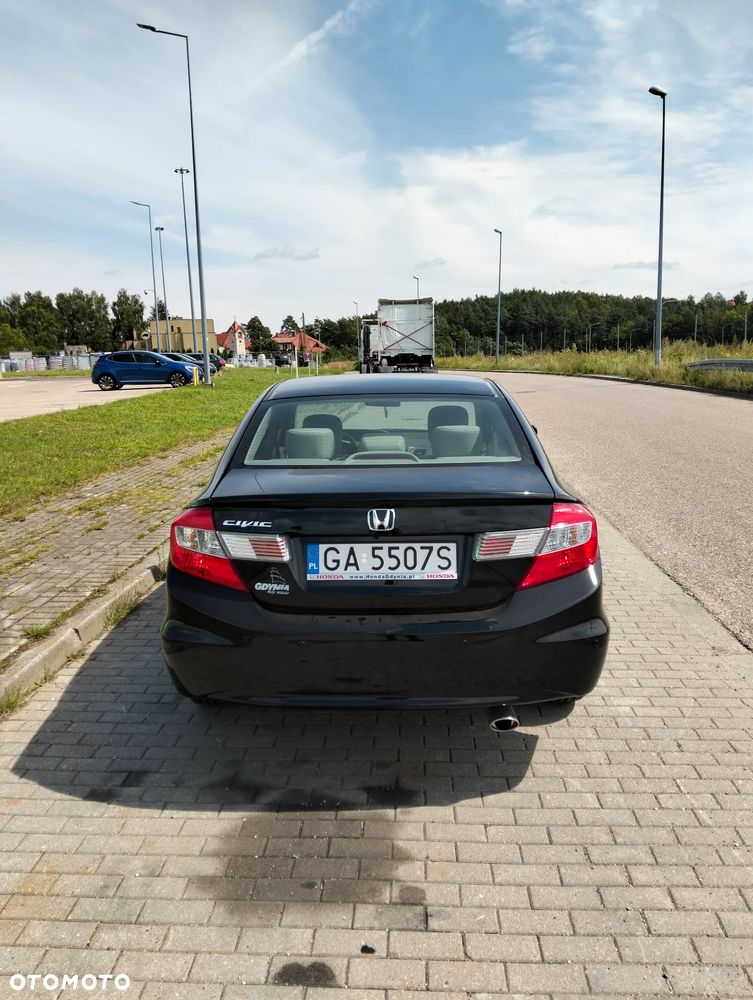Honda Civic 1.8 Executive - 4