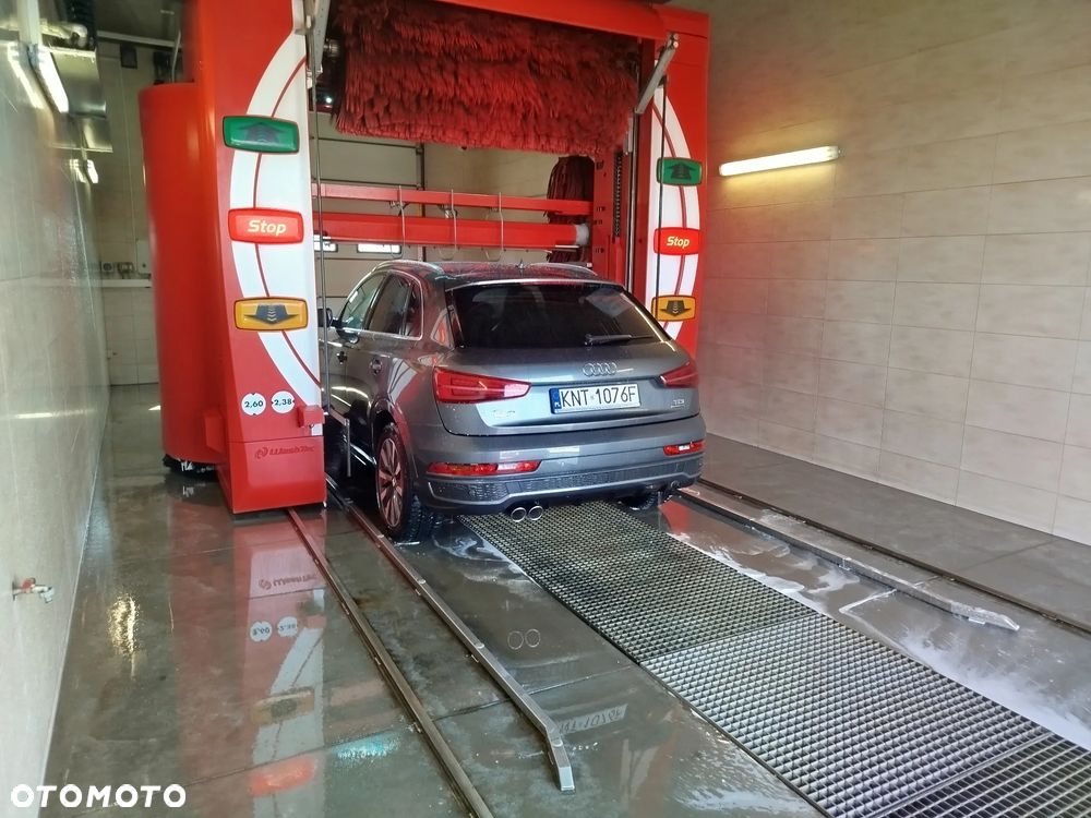 Audi Q3 2.0 TDI Quattro S tronic design - 16