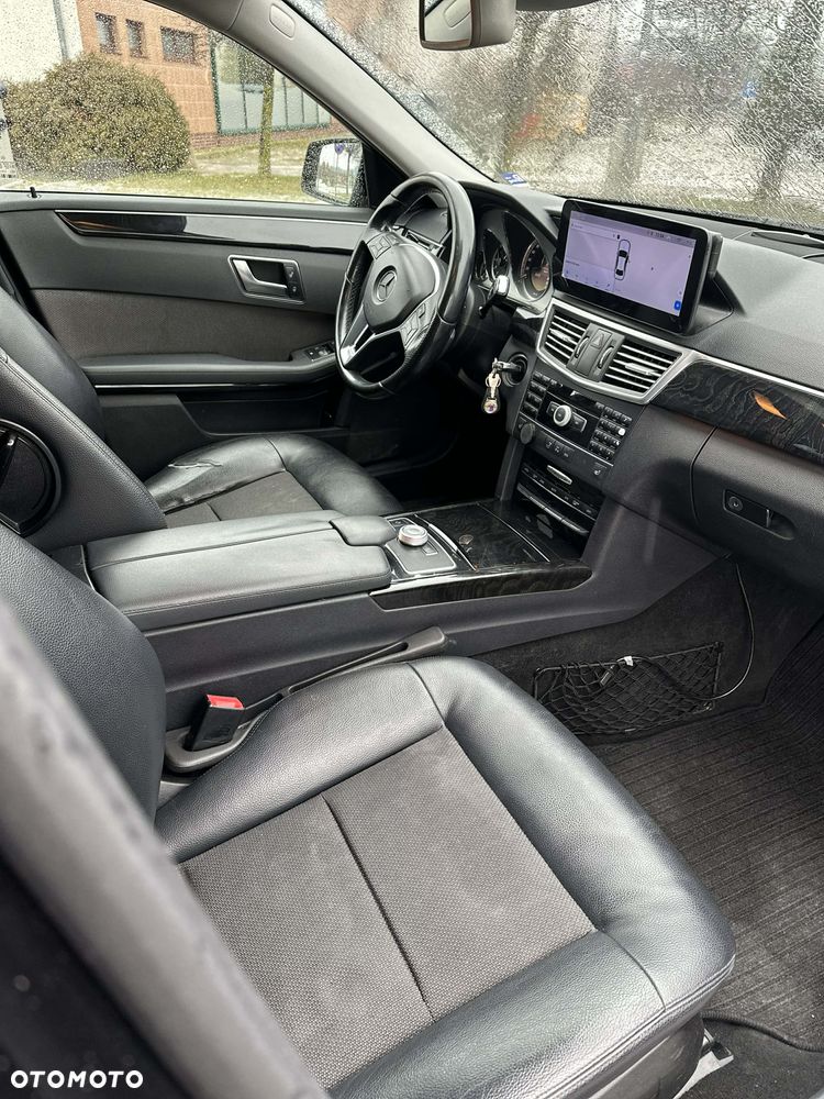 Mercedes-Benz Klasa E - 9