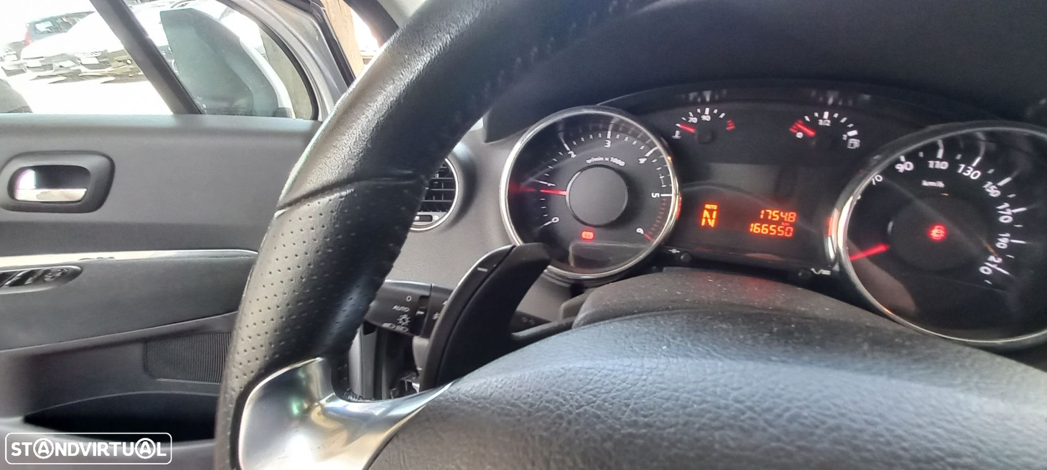 Peugeot 5008 1.6 E-HDi Style 2-Tronic - 10