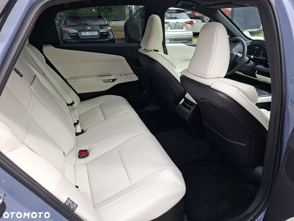 Lexus ES 500e Prestige AWD - 21