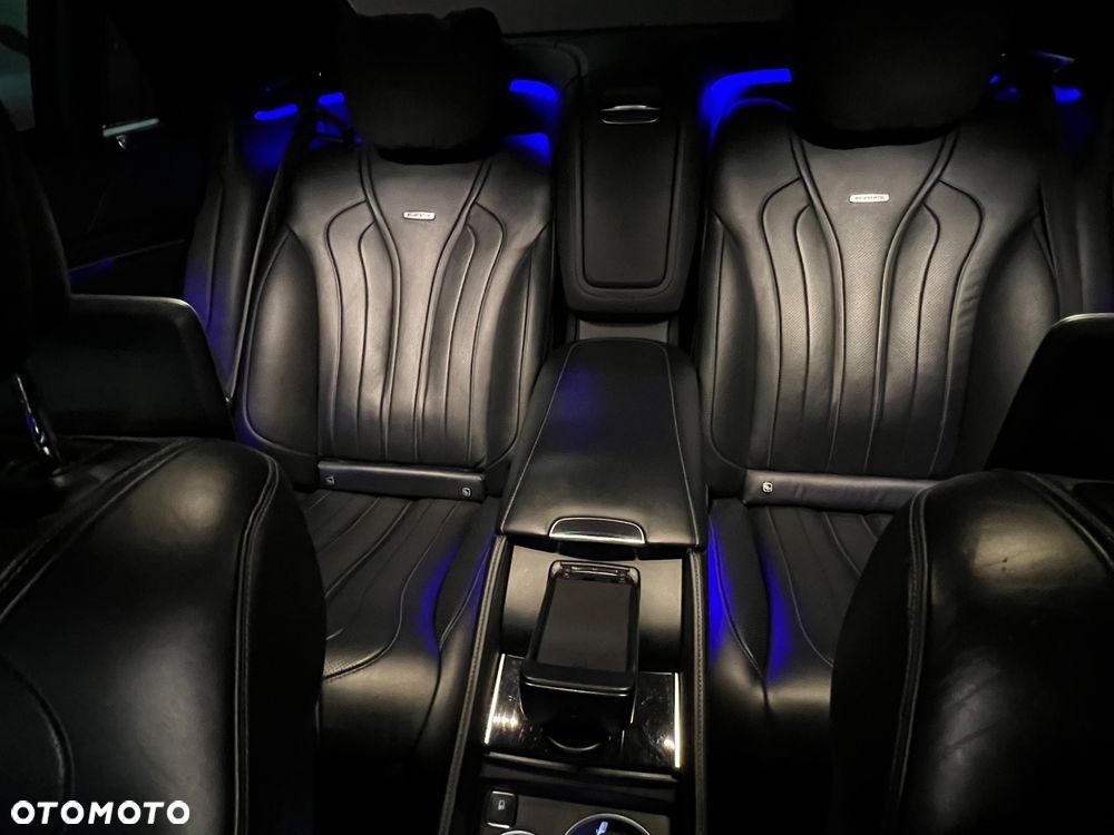 Mercedes-Benz Klasa S 560 4-Matic L 9G-TRONIC - 24
