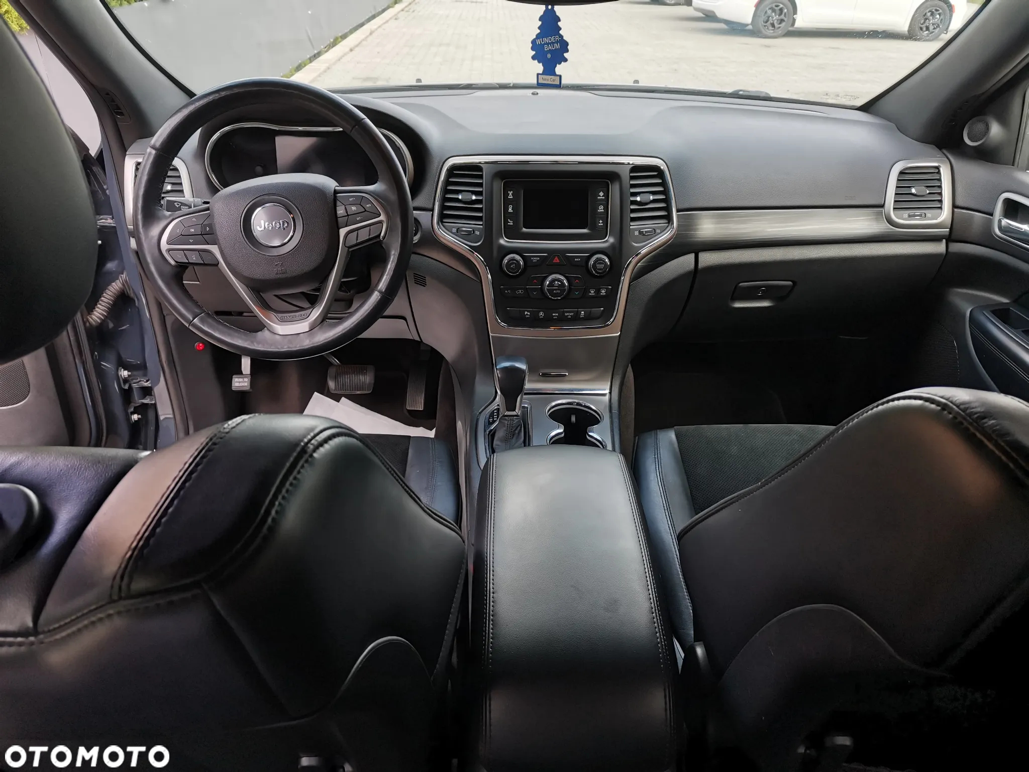 Jeep Grand Cherokee 3.6 V6 Laredo - 9