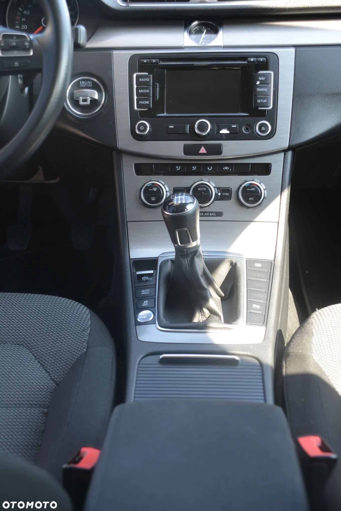 Volkswagen Passat 1.4 TSI Comfortline - 9