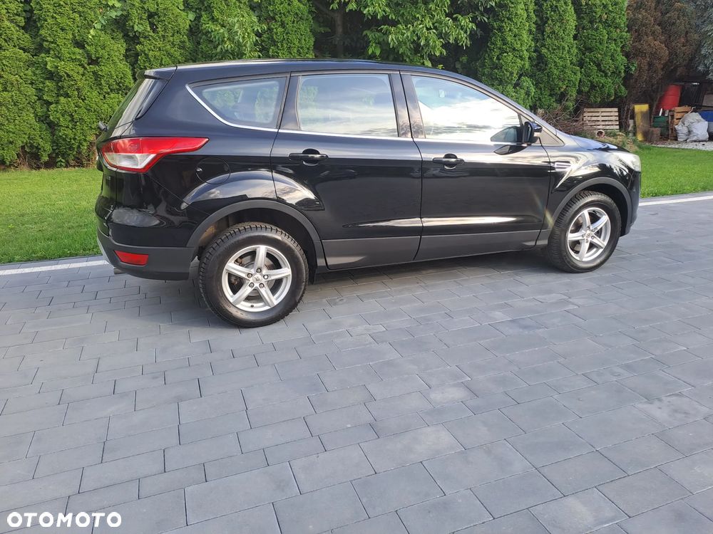 Ford Kuga 1.6 EcoBoost 2x4 Trend - 6
