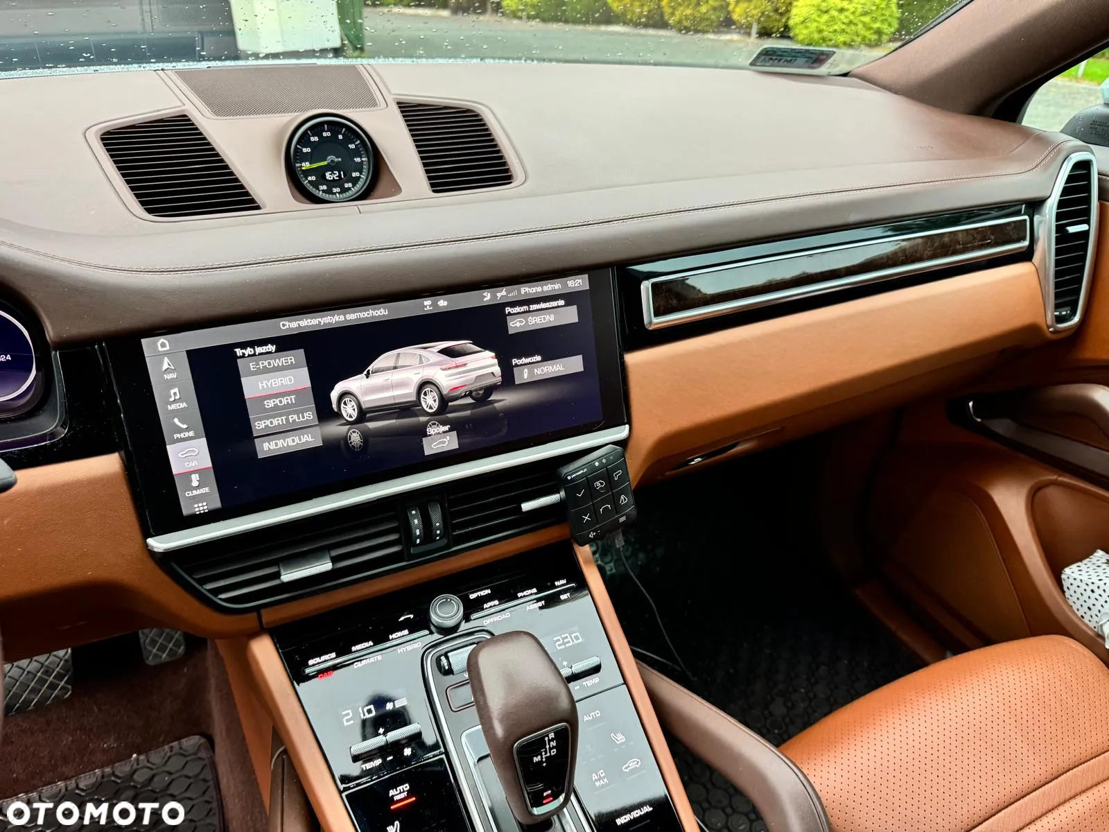 Porsche Cayenne Coupe E-Hybrid - 9