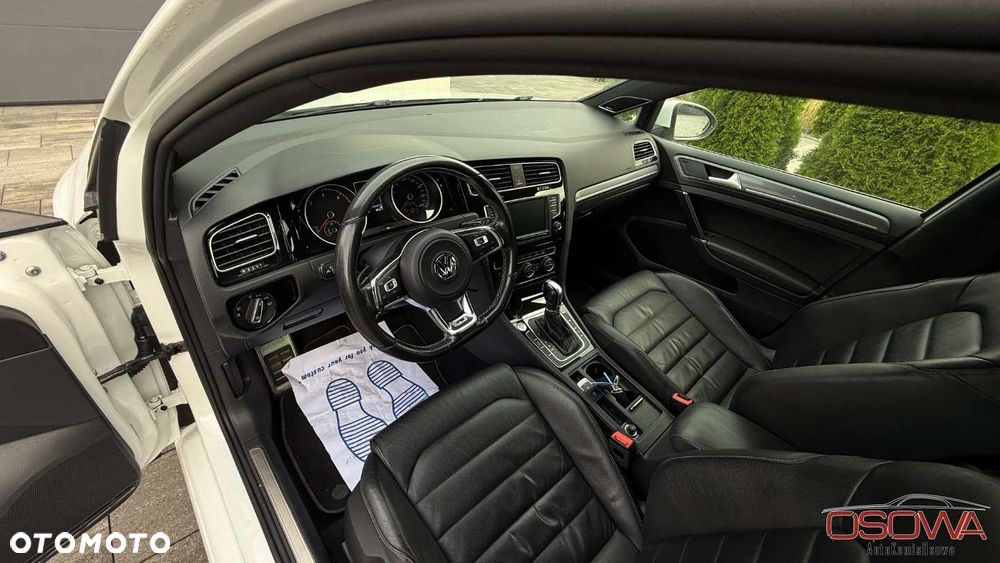 Volkswagen Golf Variant 2.0 TDI SCR DSG R-Line - 33