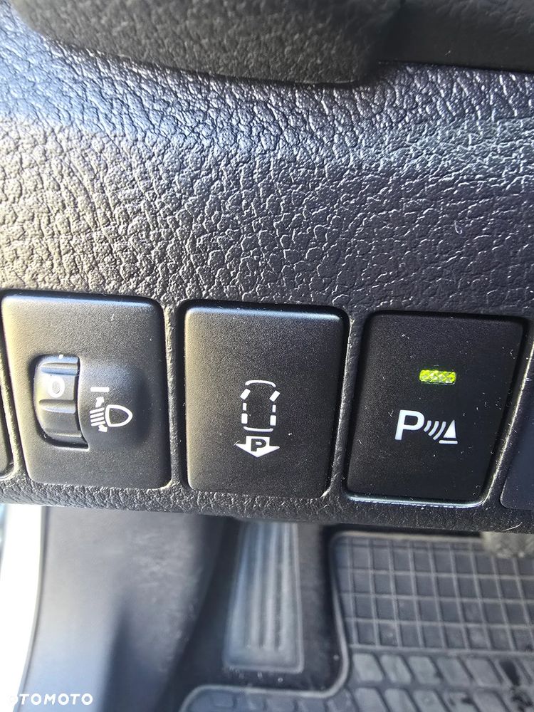 Toyota Auris - 11