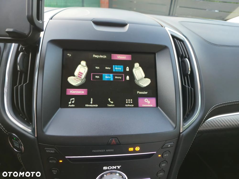 Ford S-Max 2.0 TDCi Vignale - 28