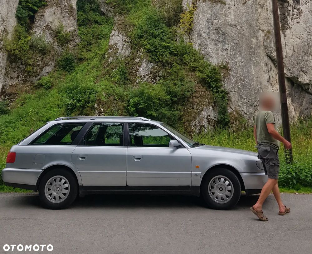 Audi A6 Avant - 1