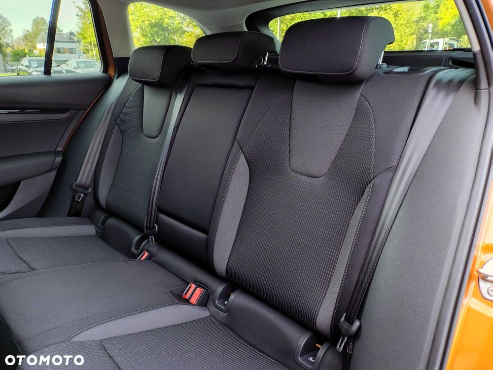 Skoda Octavia 1.5 TSI mHEV Selection DSG - 15