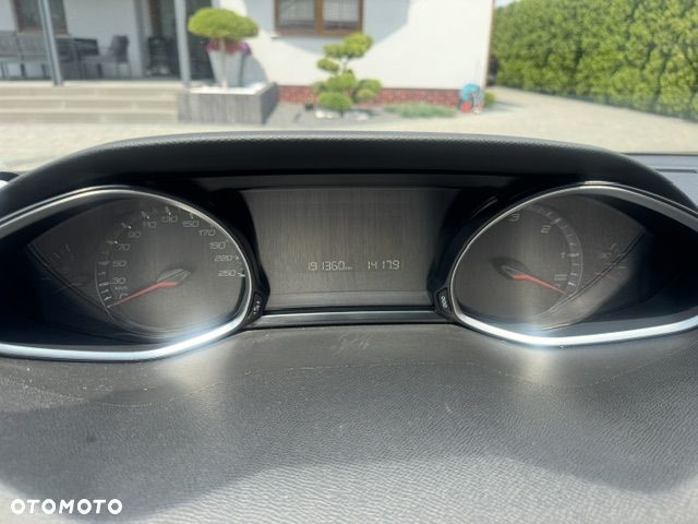 Peugeot 308 - 13