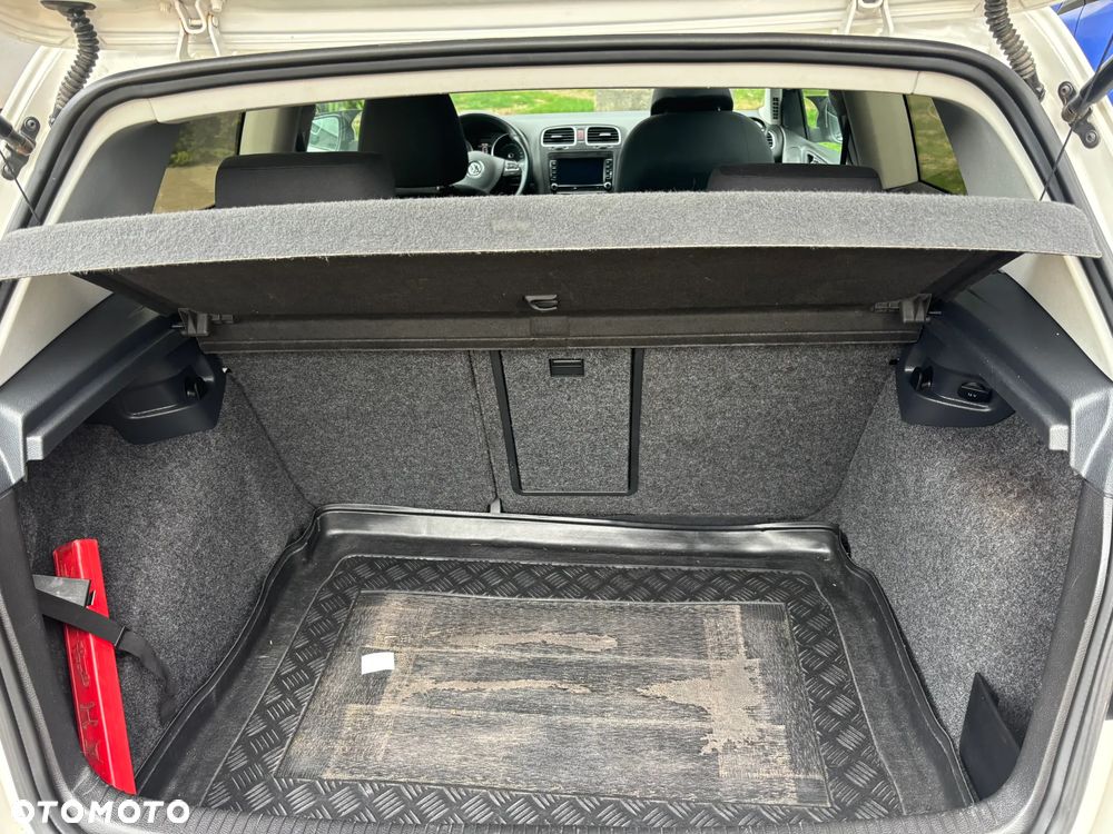Volkswagen Golf 1.6 TDI Comfortline - 13