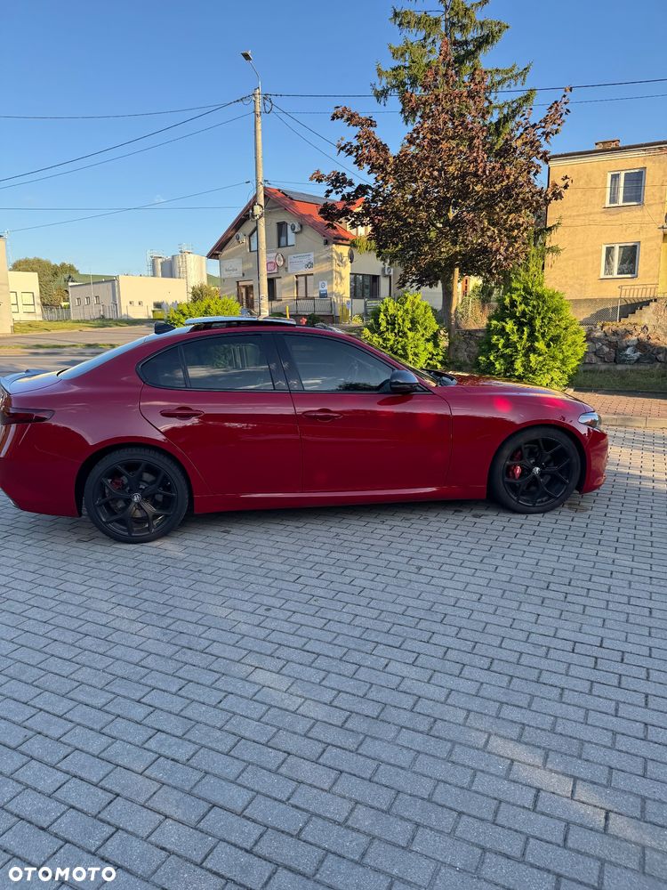 Alfa Romeo Giulia 2.0 Turbo TI Q4 - 8