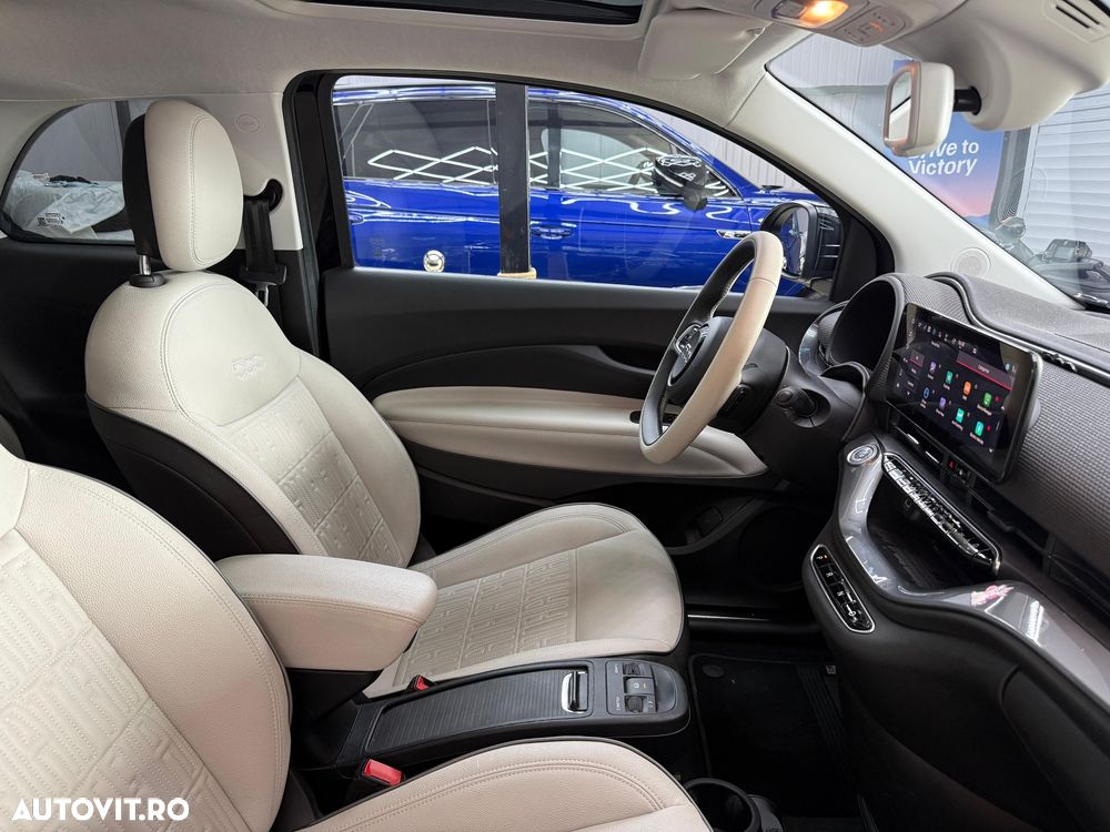 Fiat 500E 42 kW 118 CP La Prima - 11