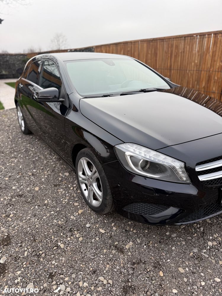 Mercedes-Benz A 180 Urban - 12